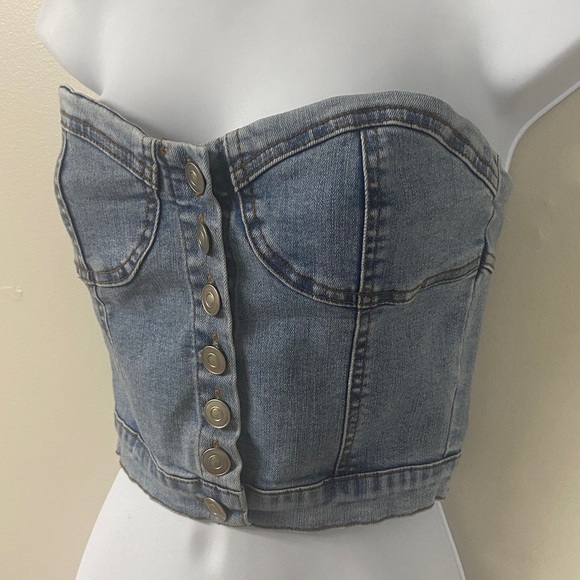 VINTAGE DENIM BUSTIER WITH BUTTON FRONT AND SHEERING IN BACK TO LOOK SNATCHED IN - Picture 3 of 12